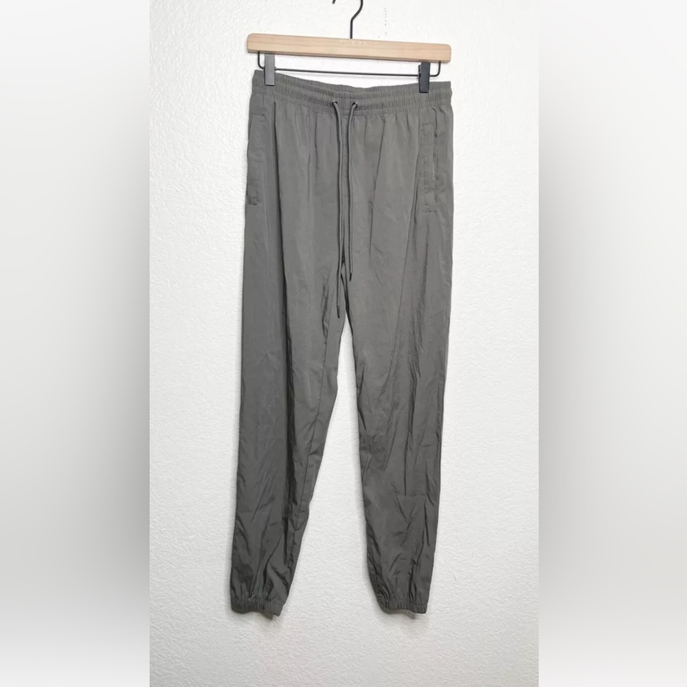 21 Saints Women’s Elastic Band Drawstring Gray Jogger Pants Size Medium